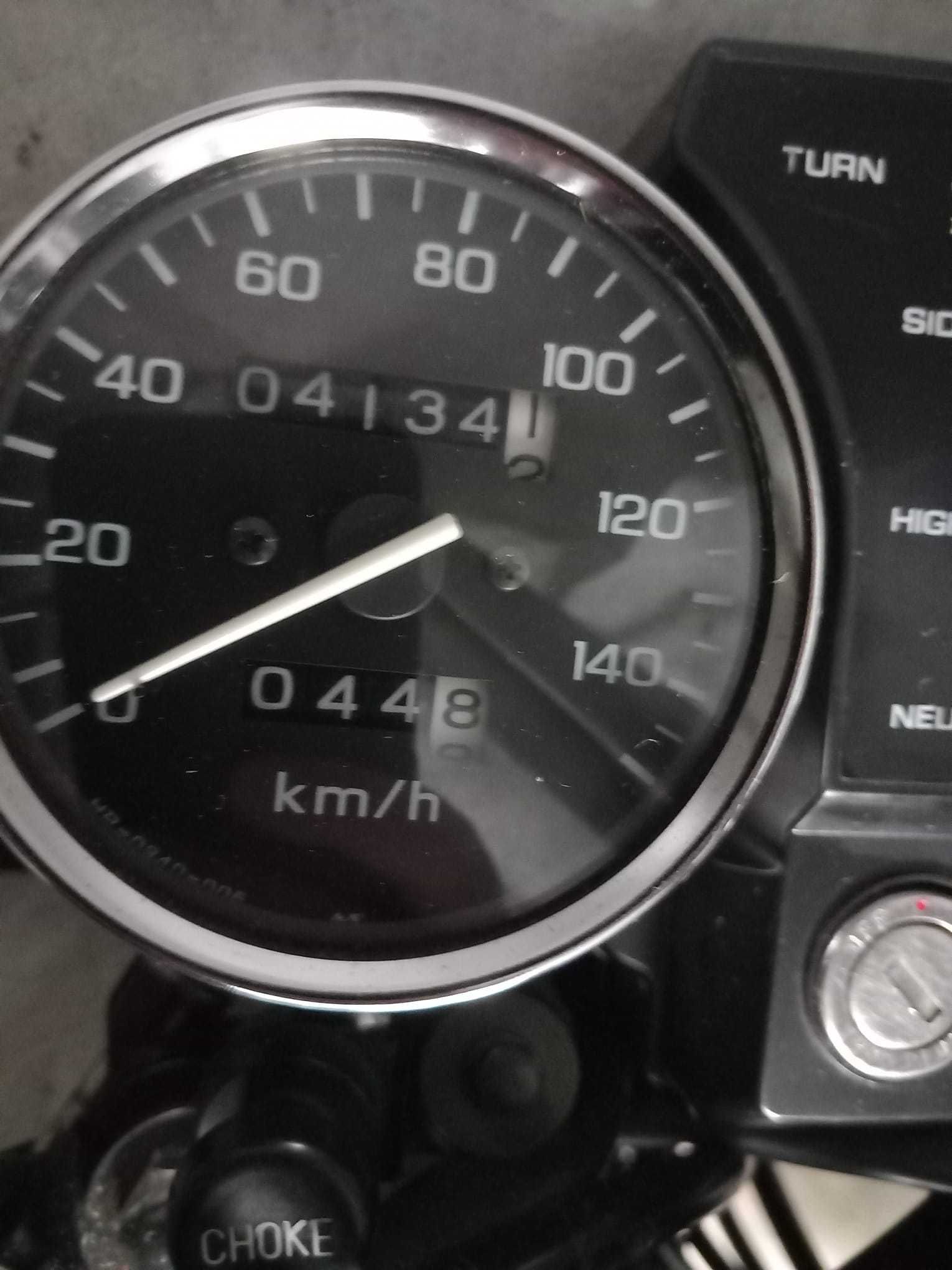 Honda CB 250 – 4000 km's / particular