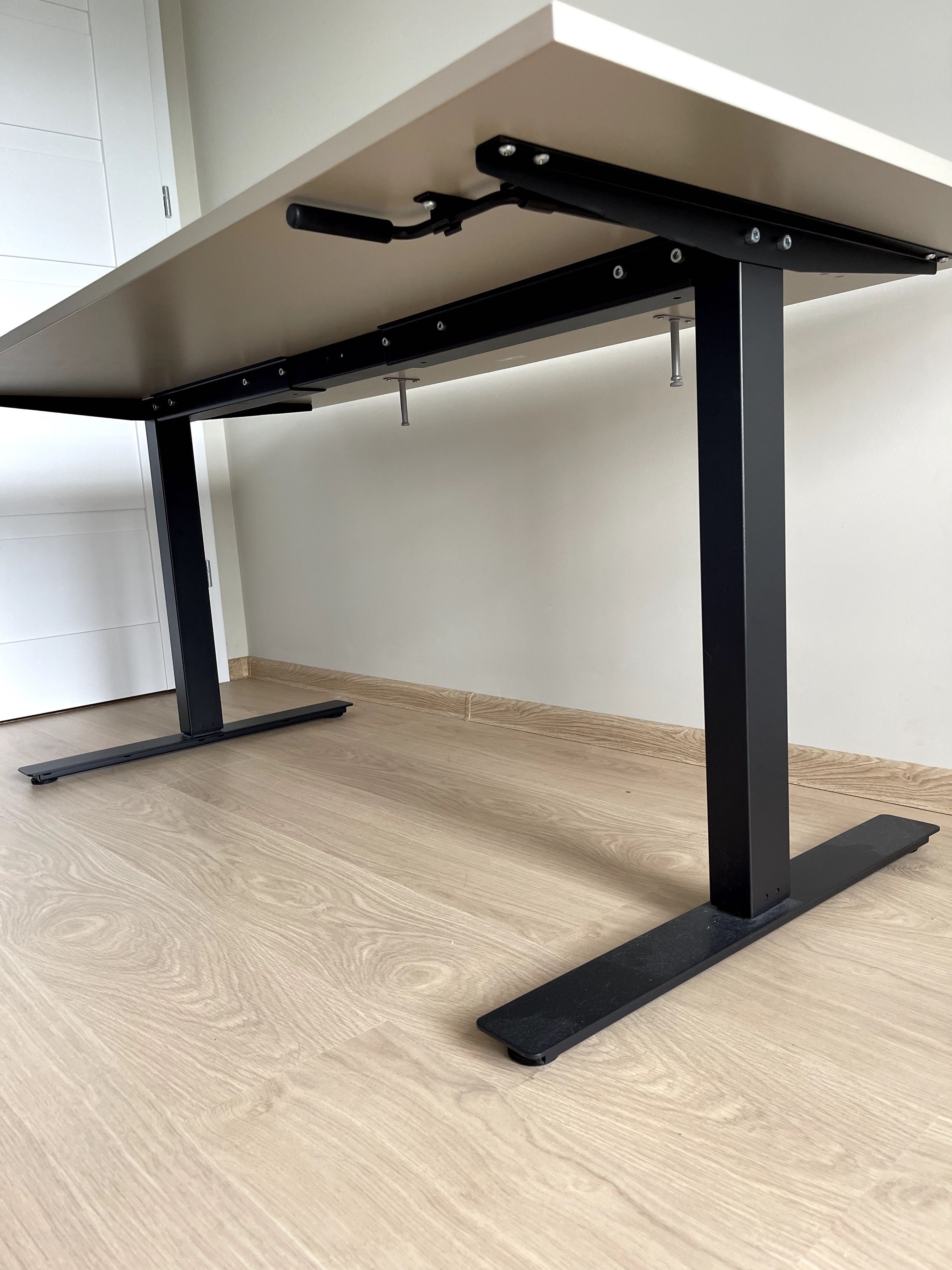 Duże biurko Ikea TROTTEN 160x80 z regulacją wysokości