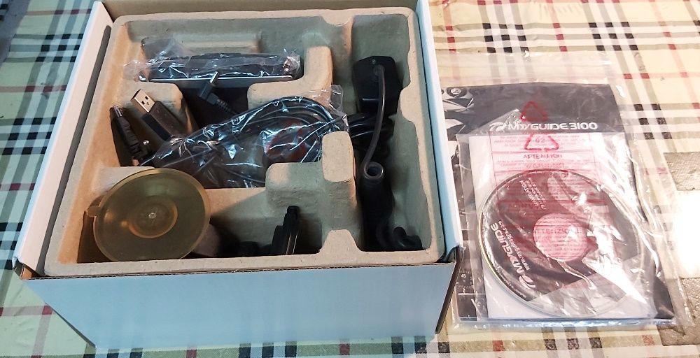 Gadgets Diversos: Porta Chaves e Diários Electronicos, PDA, GPS.