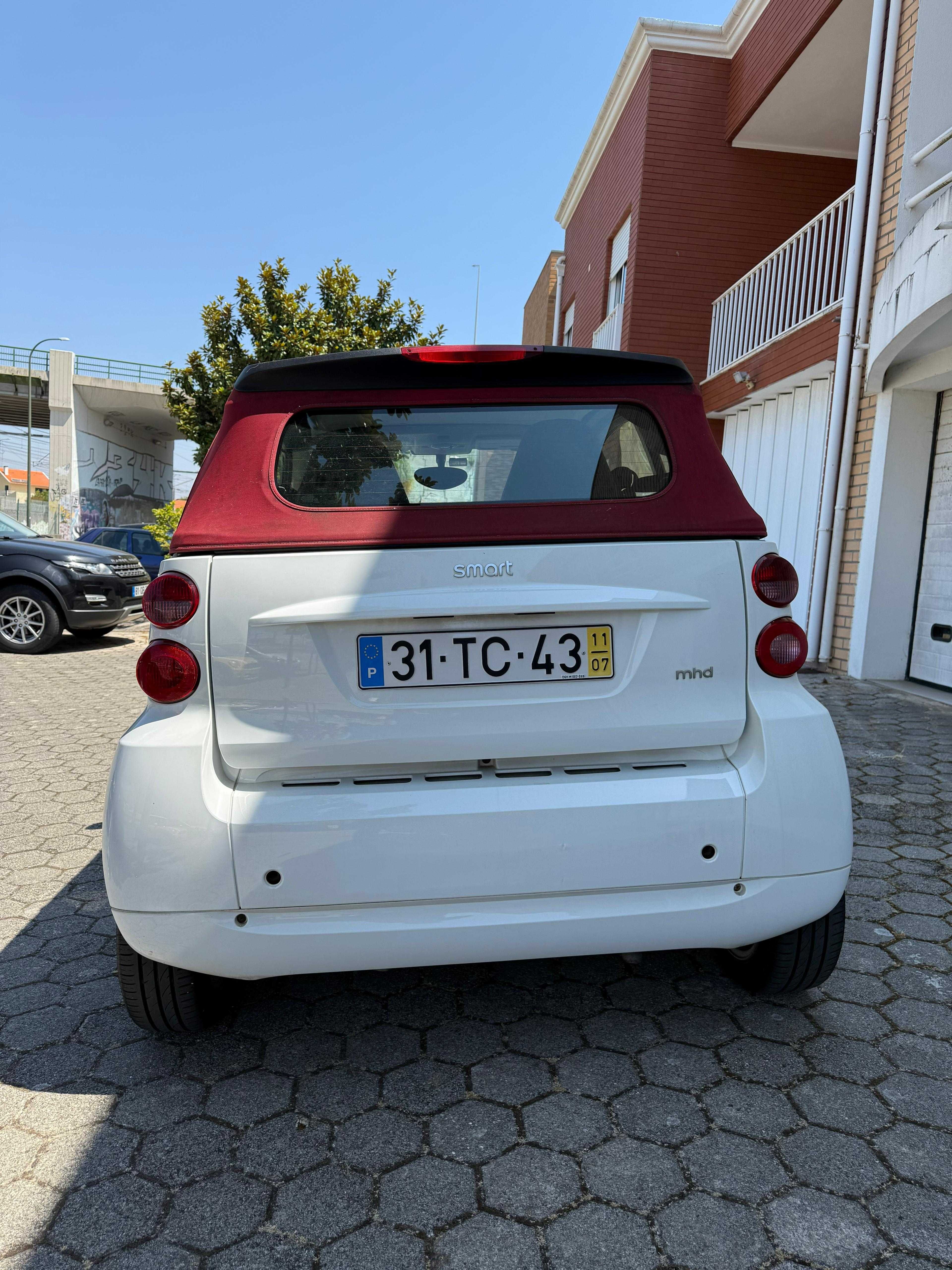 SMART FORTWO CABRIO 1.0 mhd branco/vermelho