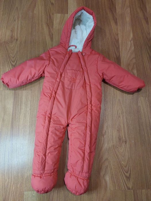 Комбінезон коралового кольору 6/9місяців або 74/80р.