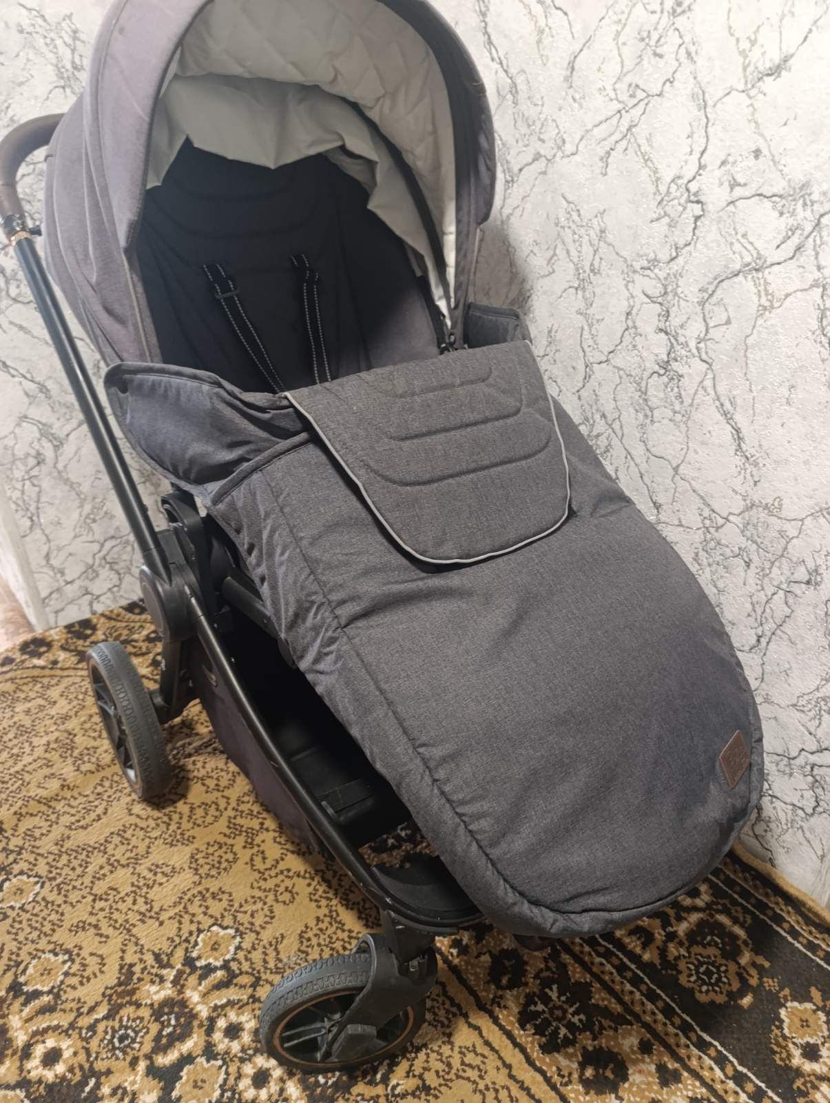 Коляска прогулянка Carrello Epica