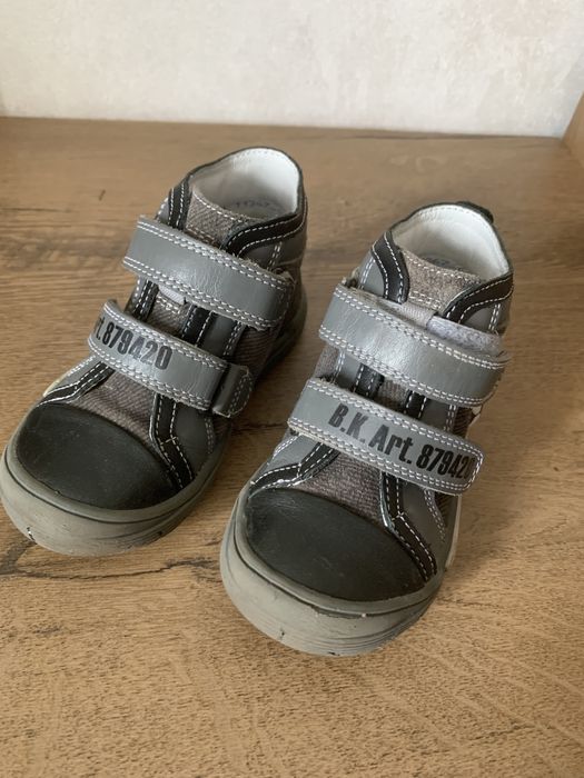 Черевики Bartek