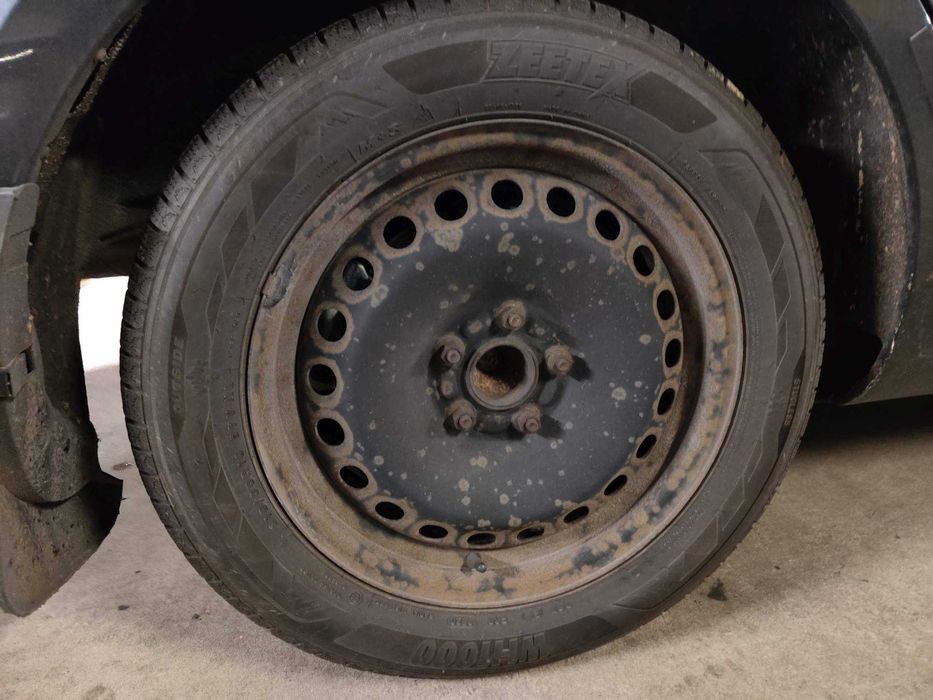 Koła zimowe Felgi stalowe + Opony 215/55/16" 5x108 rocznik 2020