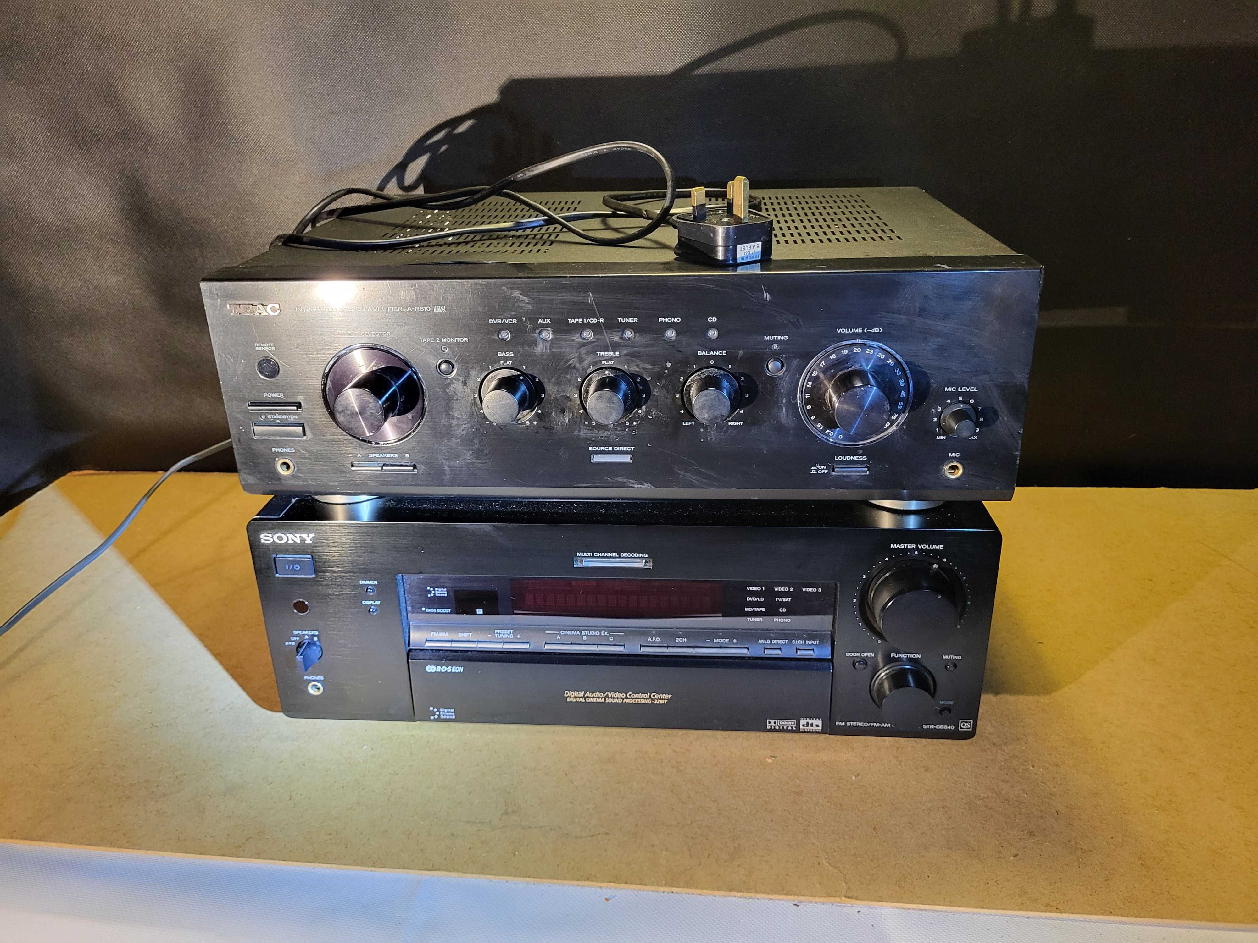 Wzmacniacze Sony STR-DB840 TEAC A-R610