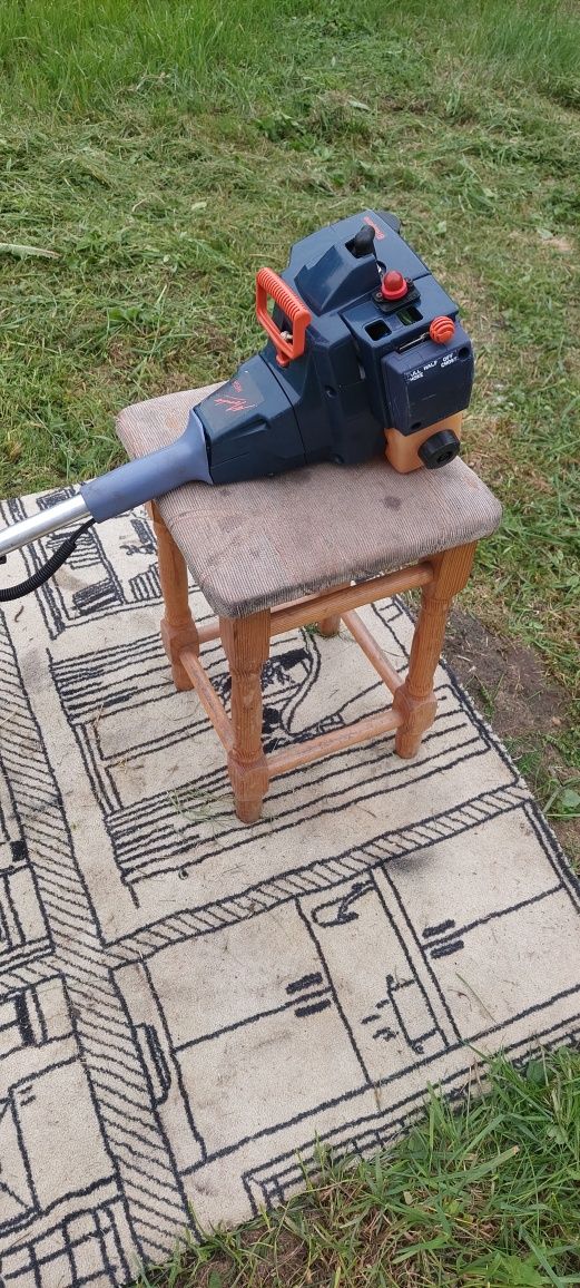 Podkaszarka spalinowa Husqvarna Mega