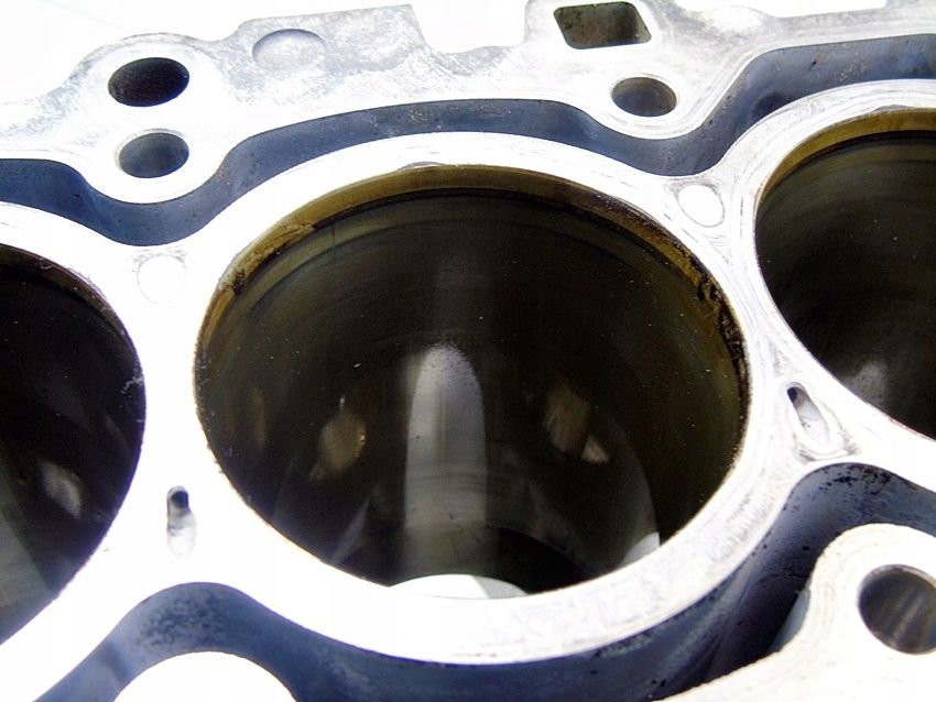 Blok M20A 2.0 Rav 4 V C-HR Lexus UX ES Corolla E21