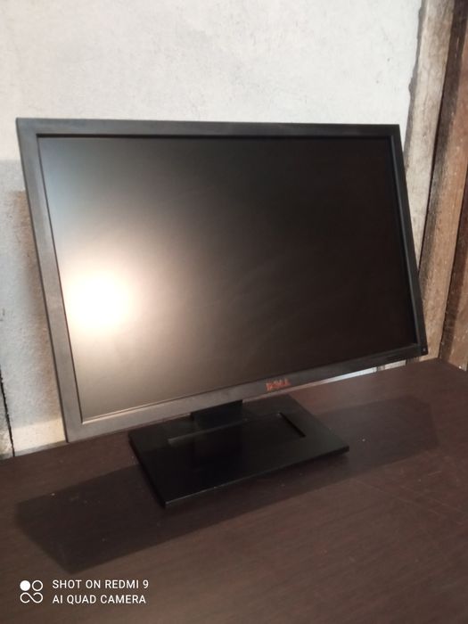Sprzedam monitor LCD Dell 19
