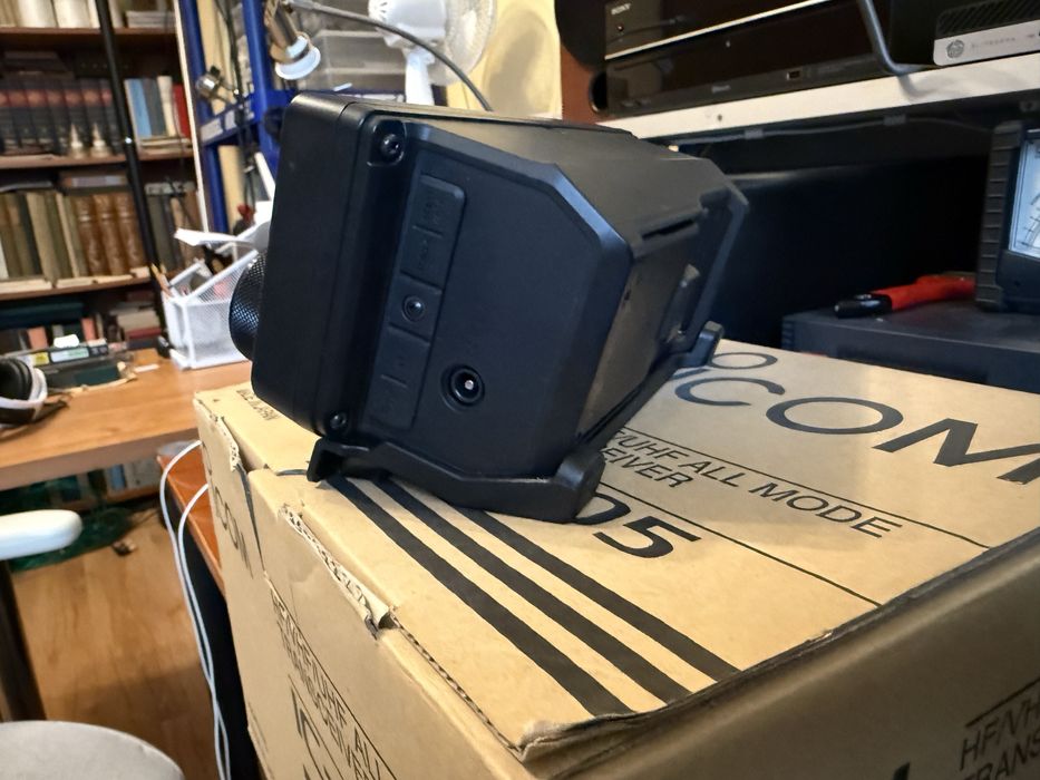 Transceiver Icom IC-705 jak nowy