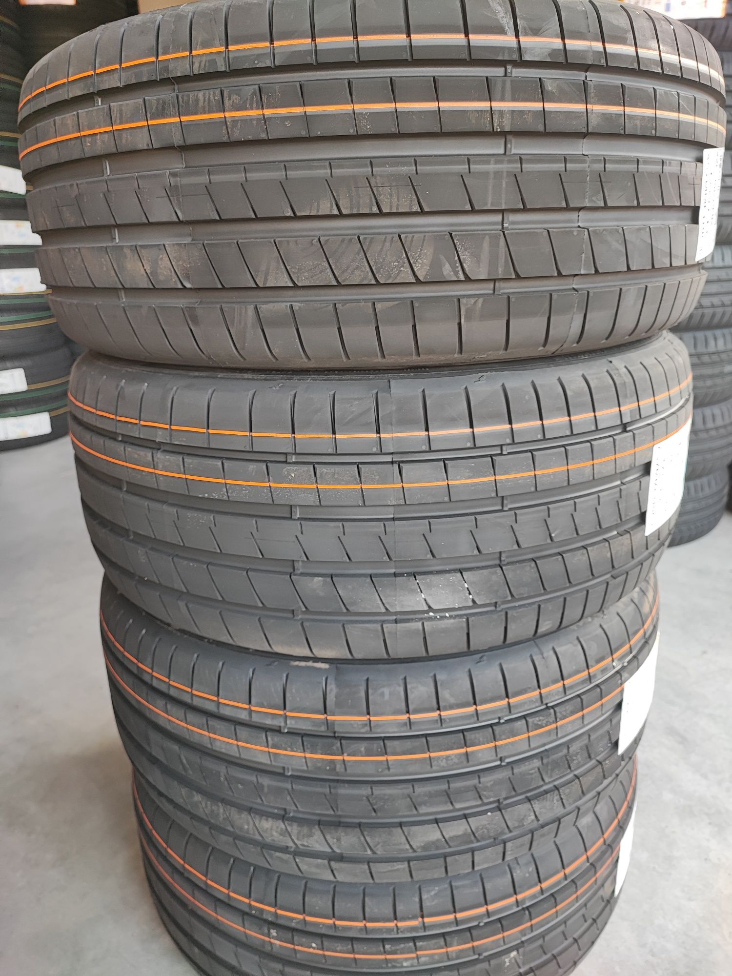 225/40r18 Goodyear F1 Asymetric 6 z 2025