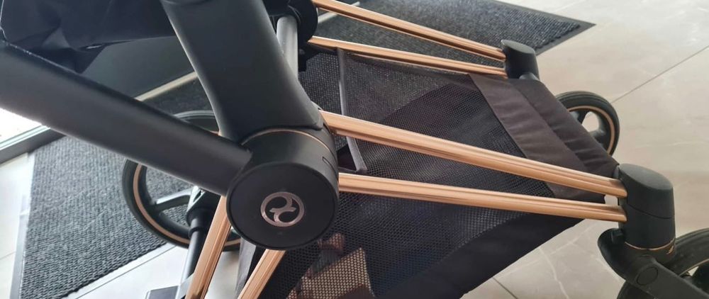 Cybex Priam Spring Blossom Dark