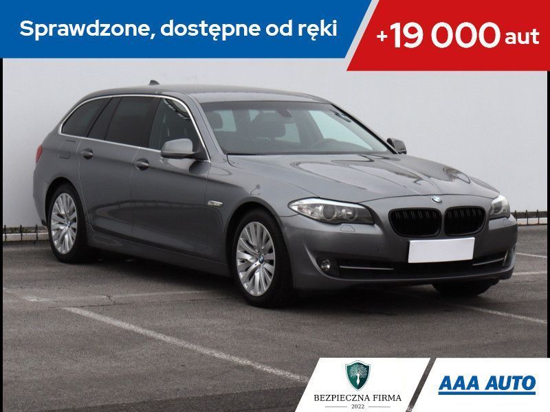 BMW Seria 5 520d, 184 KM, Klimatronic, Tempomat, Parktronic