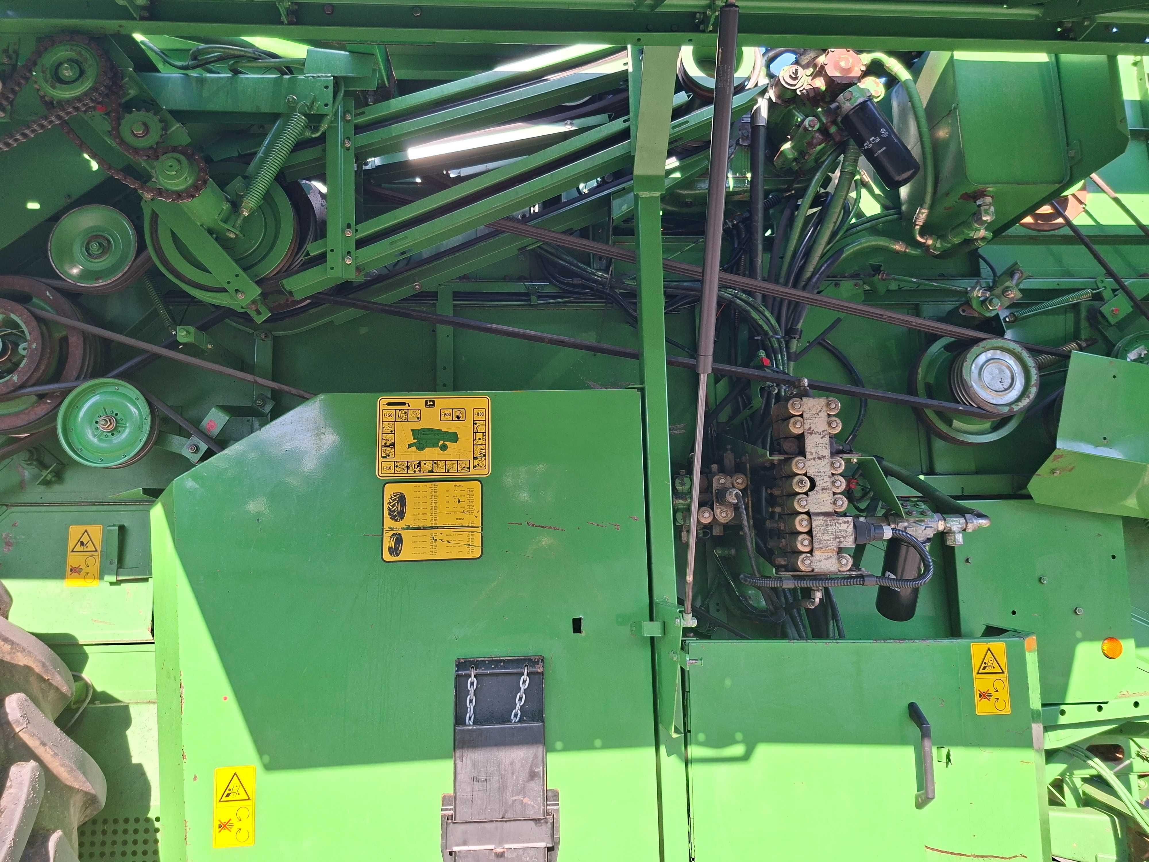 John Deere 2254 , Hill Master .4,8m H.  stół do rzepaku , Sprowadzony