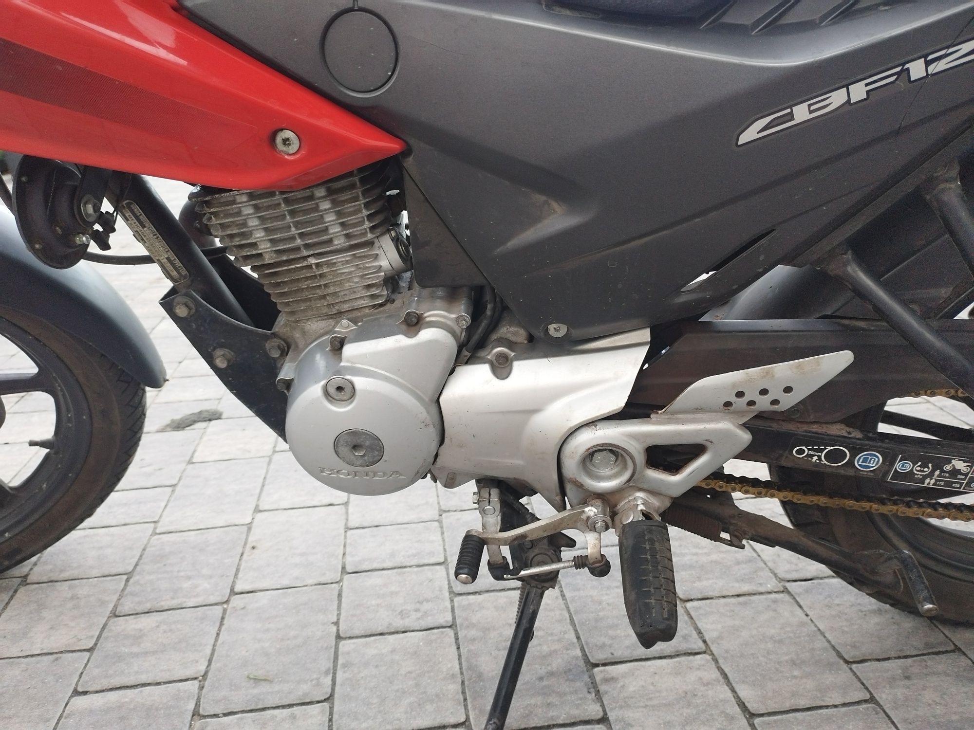 Honda CBF 125 M Zadbany