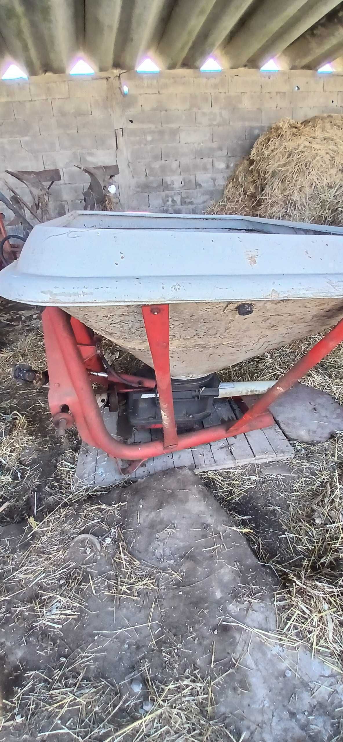 Cilindro compactador com 2.00 mt, usado em bom estado