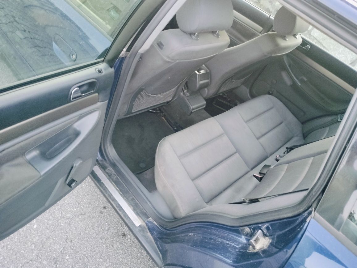 Audi A4 de 99  motor 1.9 TDI boa de mecânica