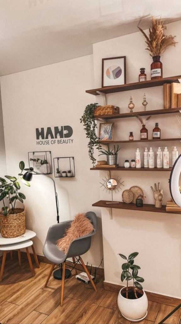 Продам готовий бізнес: Студія краси Hand House