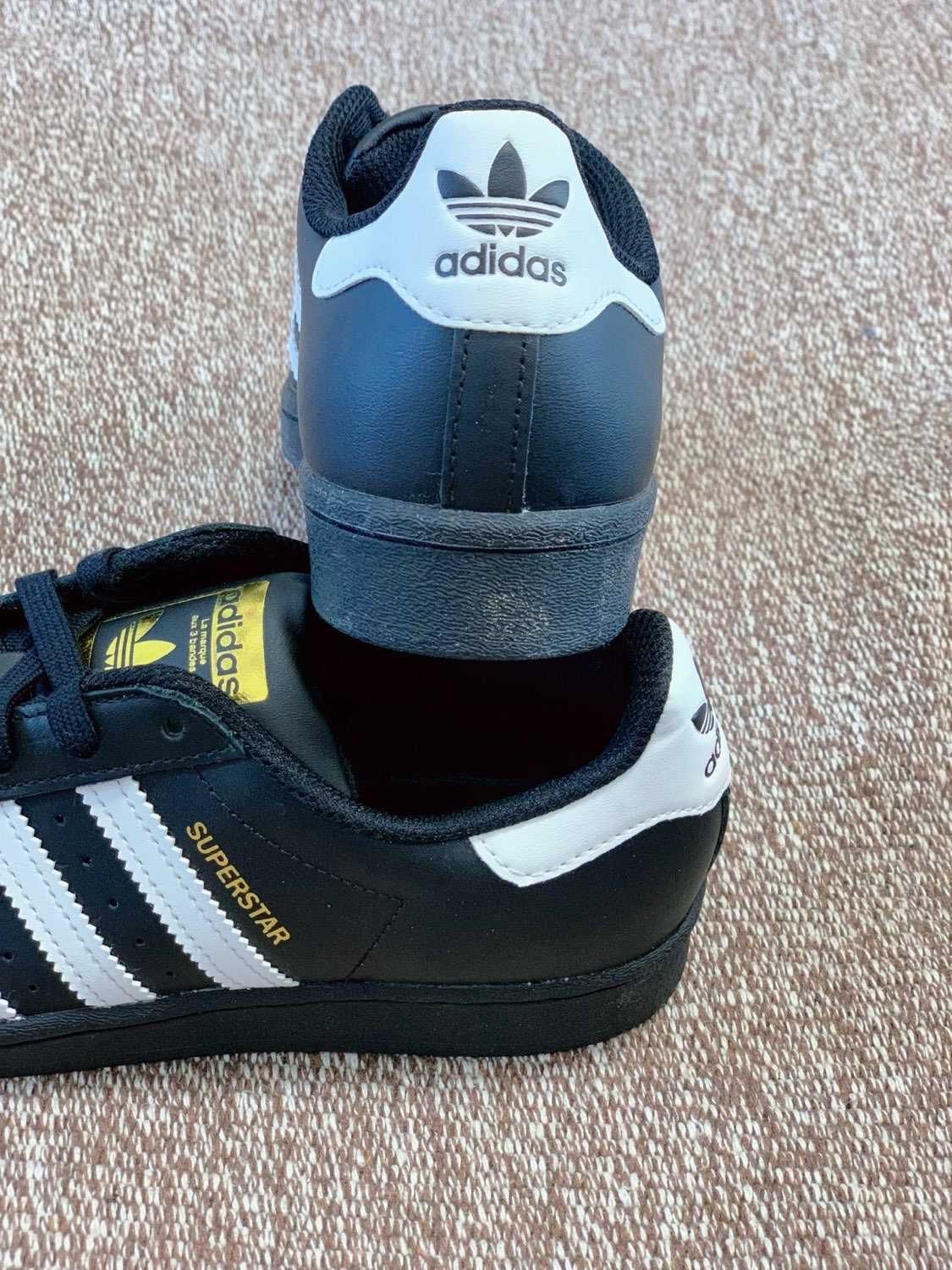 Nowy Buty Sportowe Adidas Superstar Black White 41