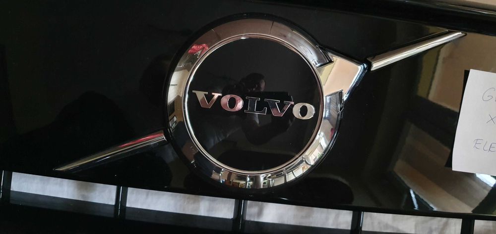 GRILL atrapa chłodnicy Volvo XC 40 ELEKTRYCZNE Oryginał Kraków
