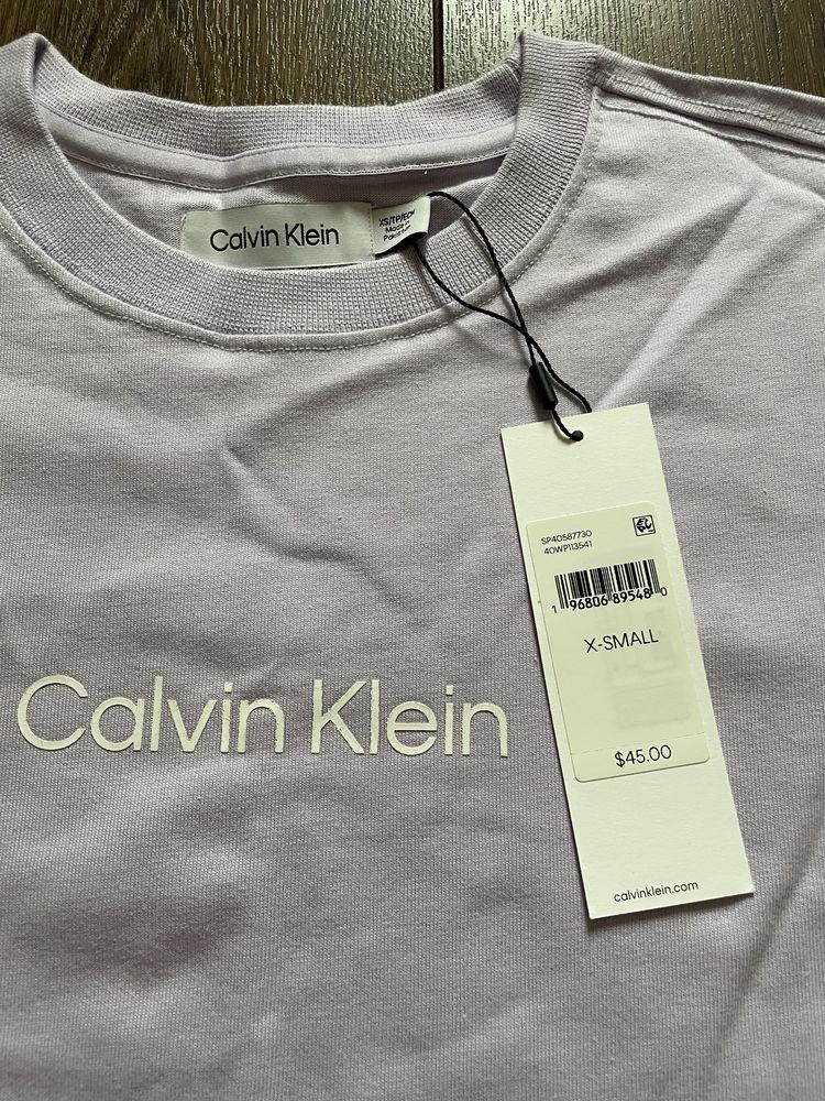 Нова футболка, топ Calvin Klein, розмір XS