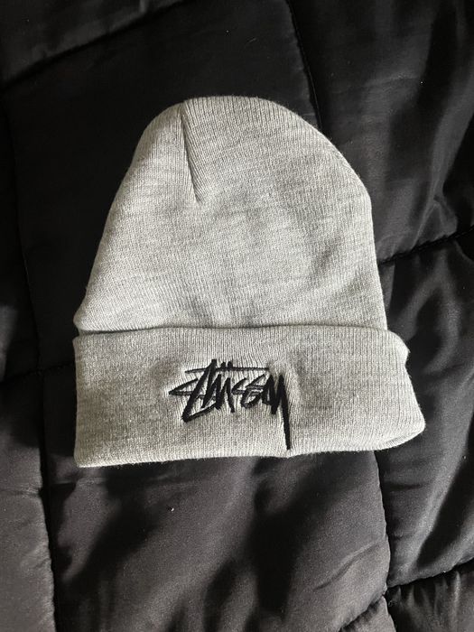gorro stussy novo