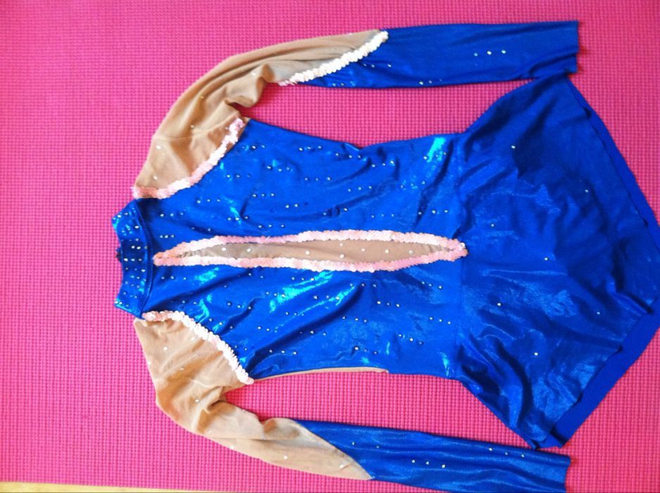Прокат платьев для гимнастики или фигурного катания для 6-11 лет