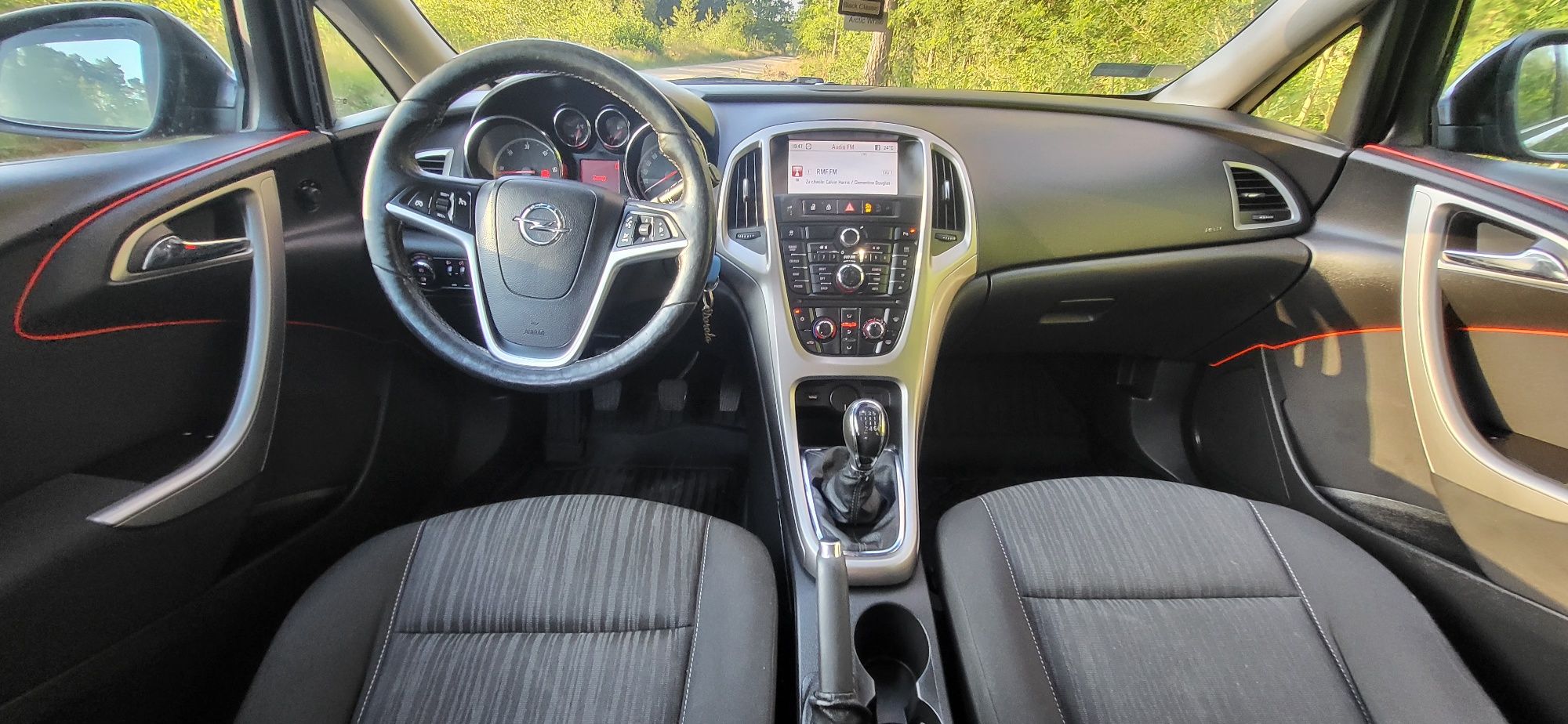 Opel Astra j hatchback