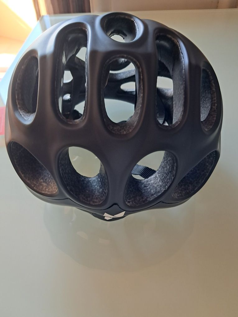 Capacete catlike kilaue