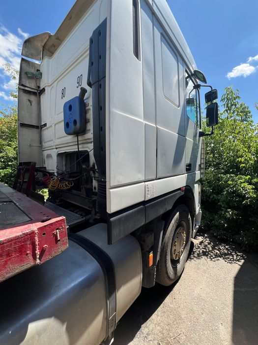 Продається ДАФ ХF 2000 р і полуприцеп