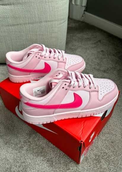 Nike Dunk Low Triple Pink (GS) 37.5