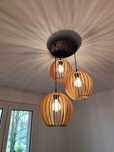Lampa pokojowa drewniana
