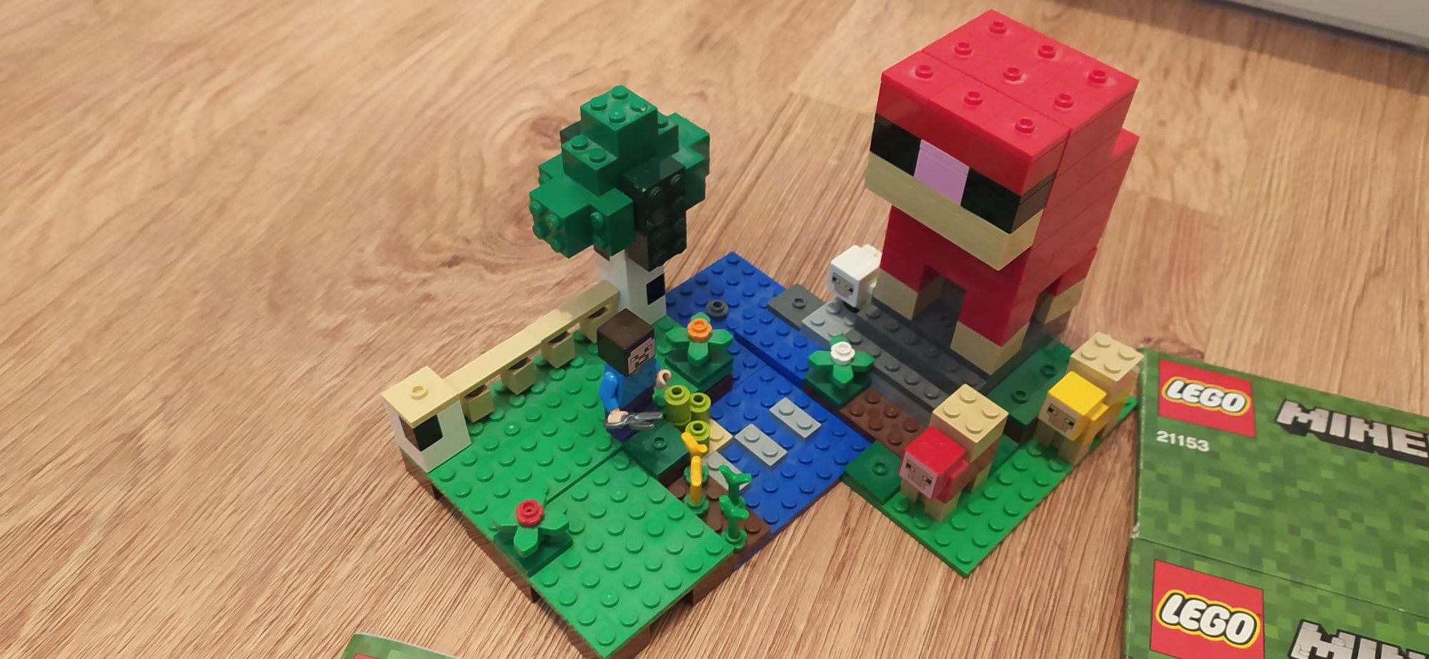 Lego Minecraft 21153