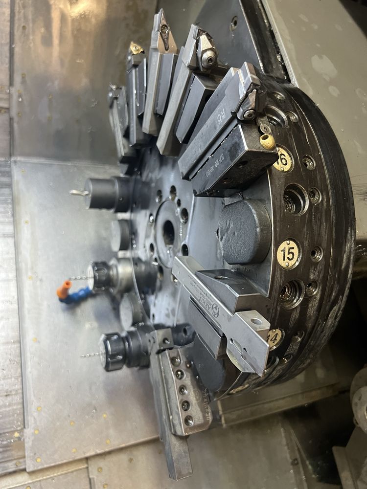Tokarka CNC Famot 200