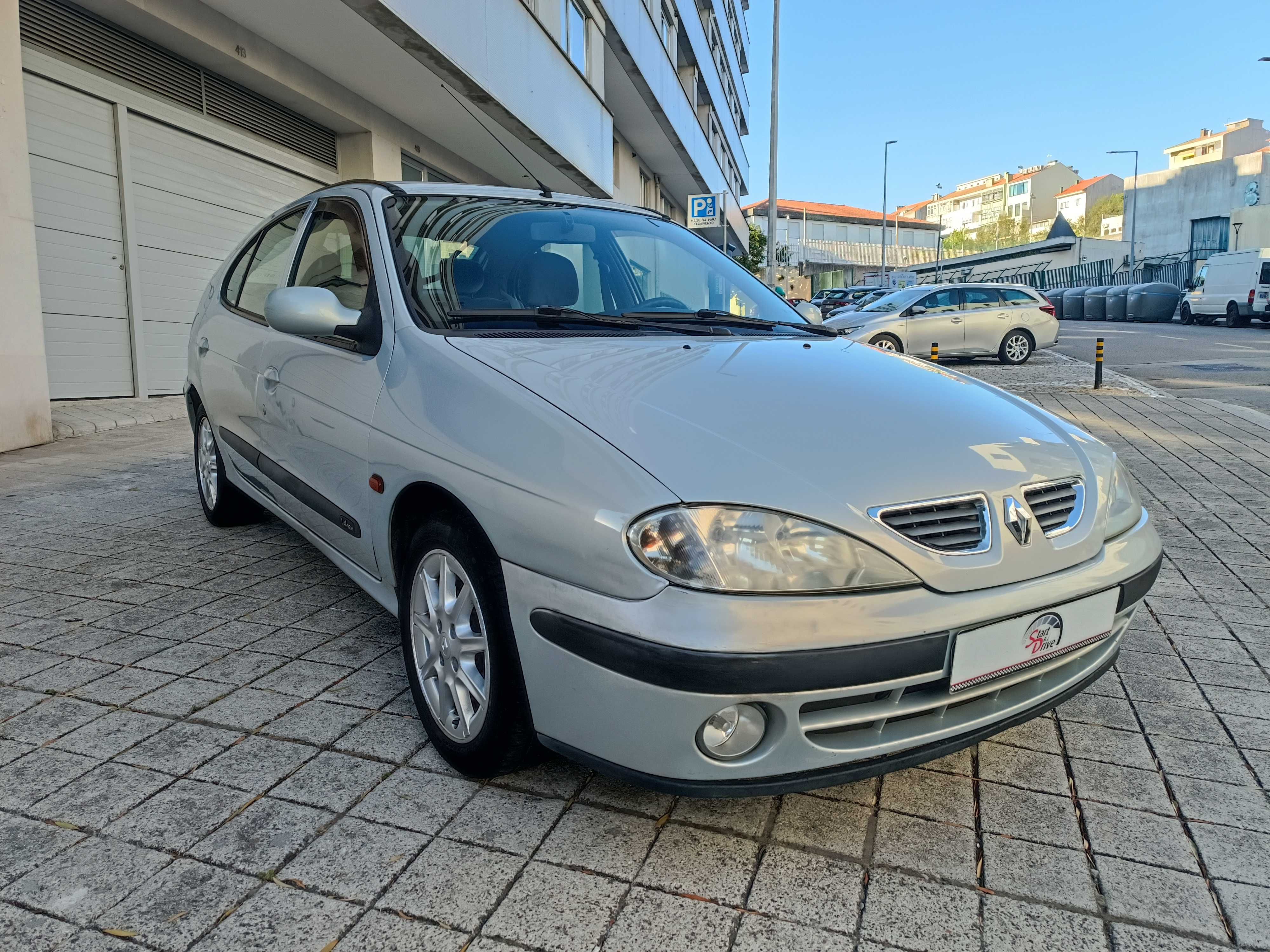 RENAULT MEGANE 1.4 16v 90cv de 2002