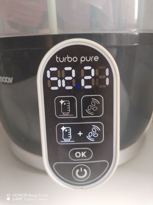 Esterilizador biberões e chuchas Babymoov