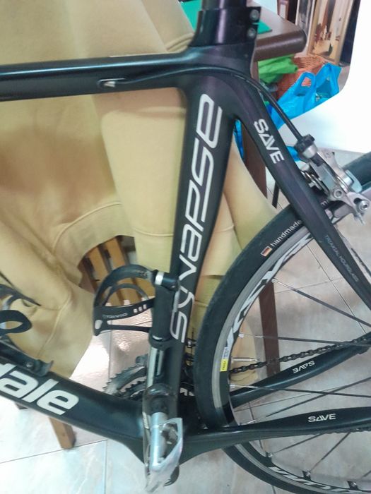 Bicicleta de estrada carbon cannondale