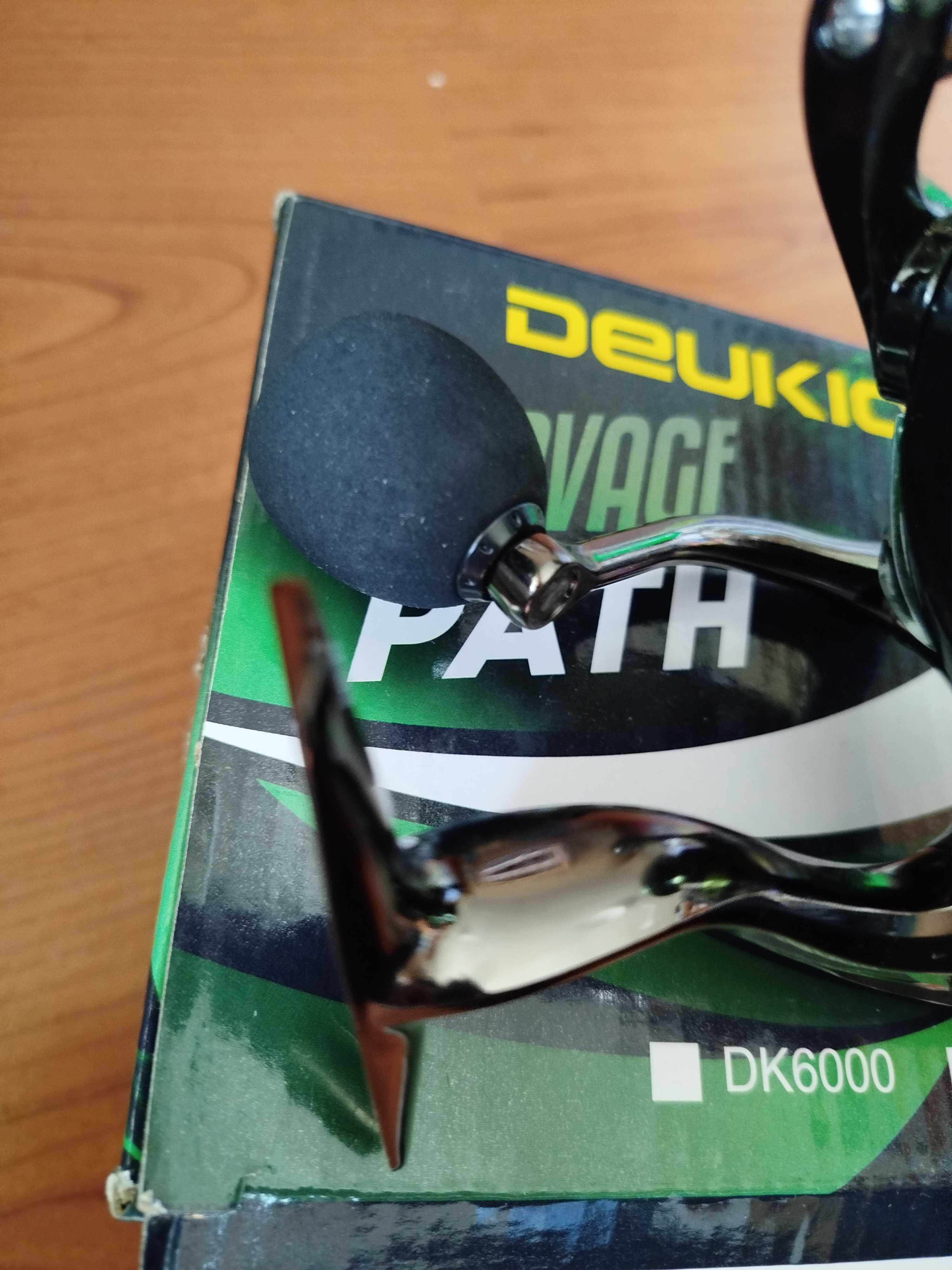 Carreto de pesca novo verde Deukio Savage Path modelo DK 7000