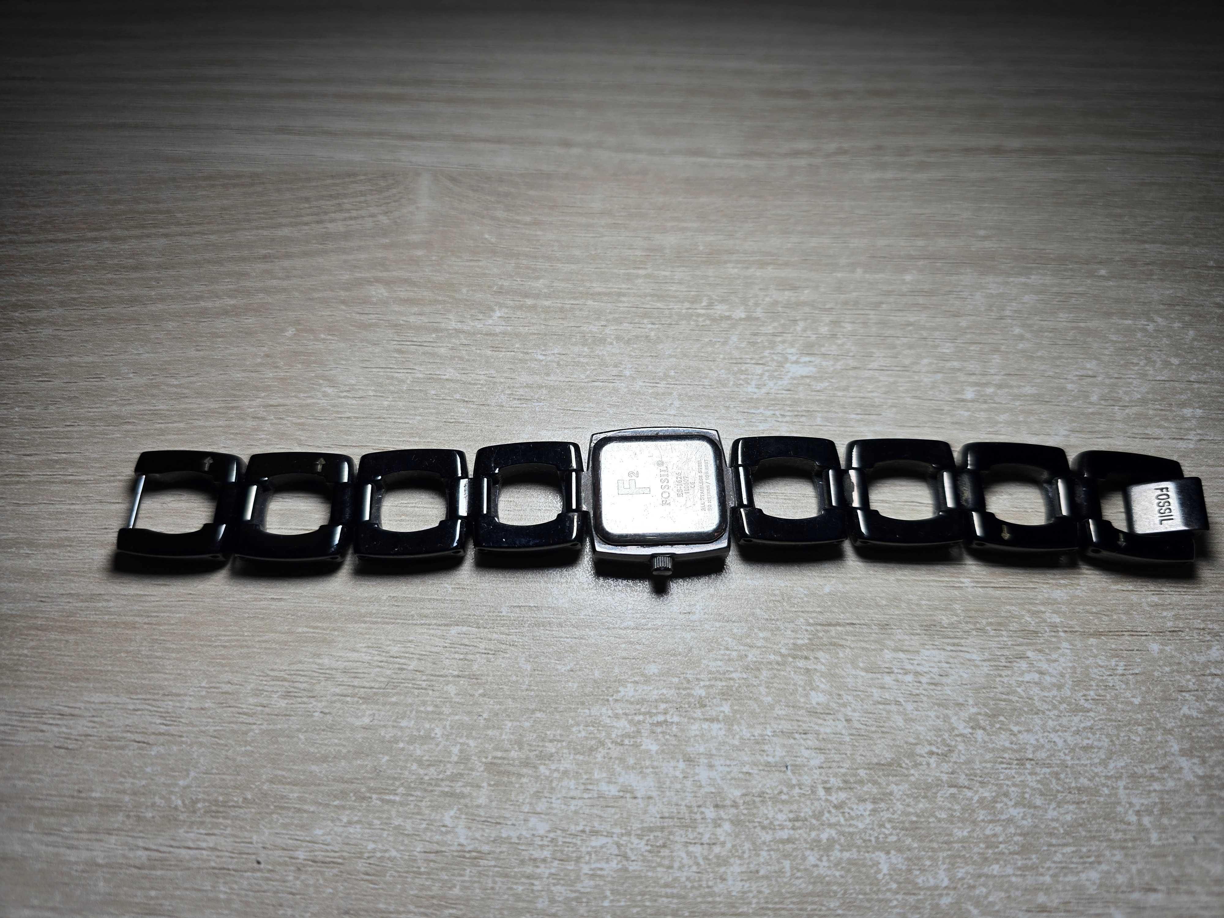 Водостійкий жіночий годинник-браслет Fossil Black ES-1626