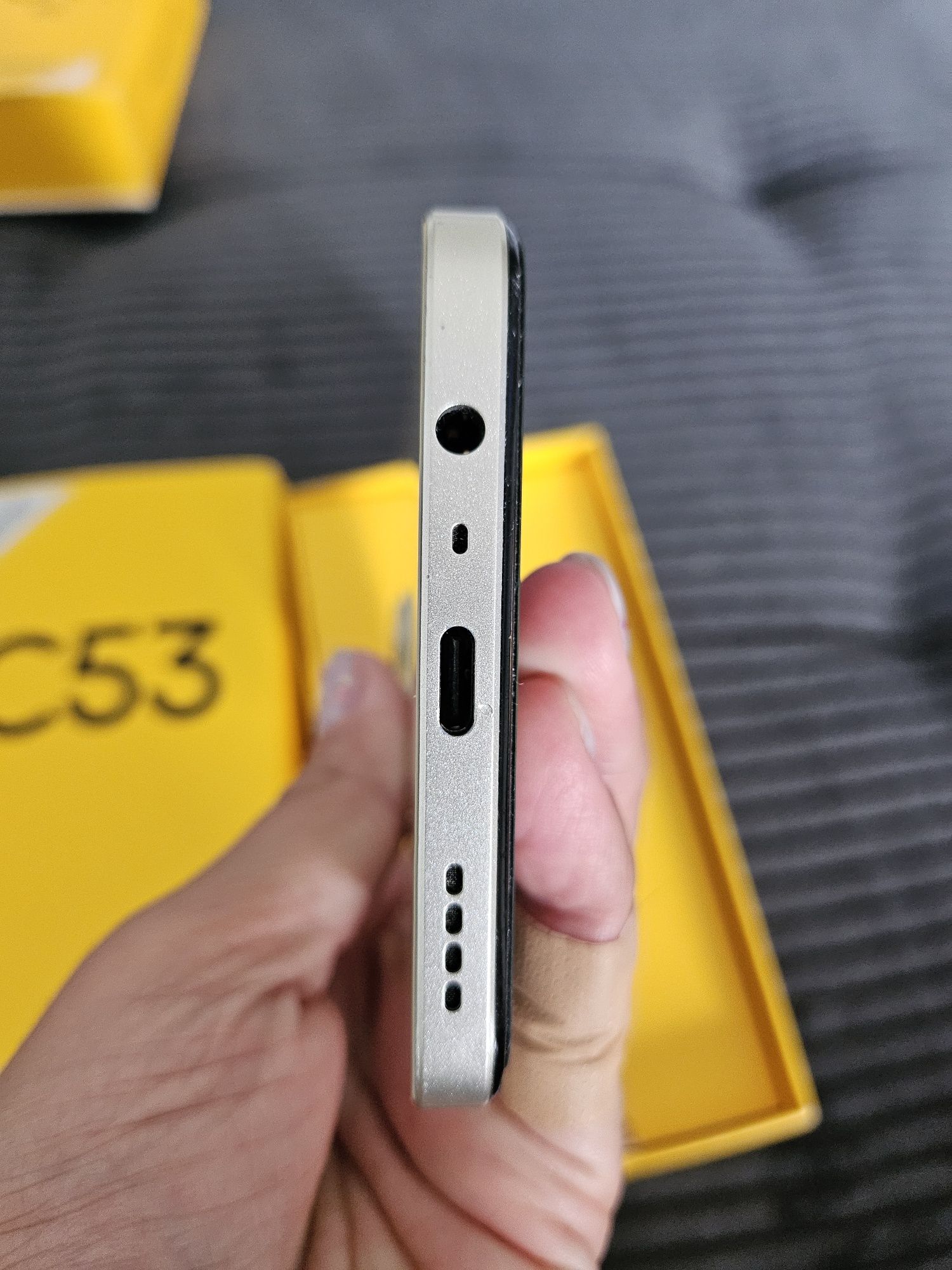 Smartfon Realme C53