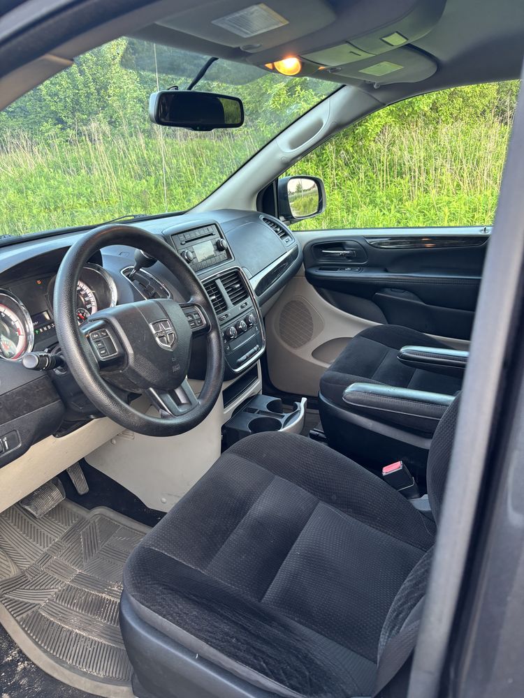 Dodge Grand Caravan - 2017 rok - 7 osobowy - FV23%