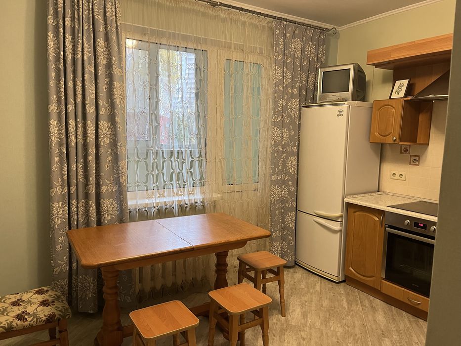 Оренда двокімнатної квартири, Урлівська 34