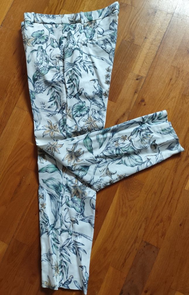 Spodnie Zara odcienie zieleni liście, ptaki M/L