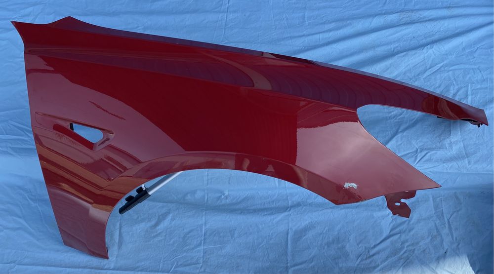 Крило Tesla model 3 перед праве 1091093-00-F