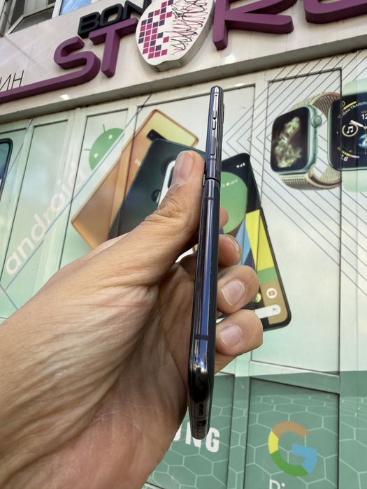 Moto razr 2023 plus 256gb. Як Новий!.