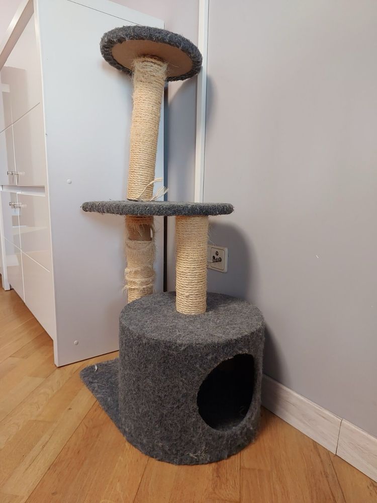 Будиночок для кота. Домик