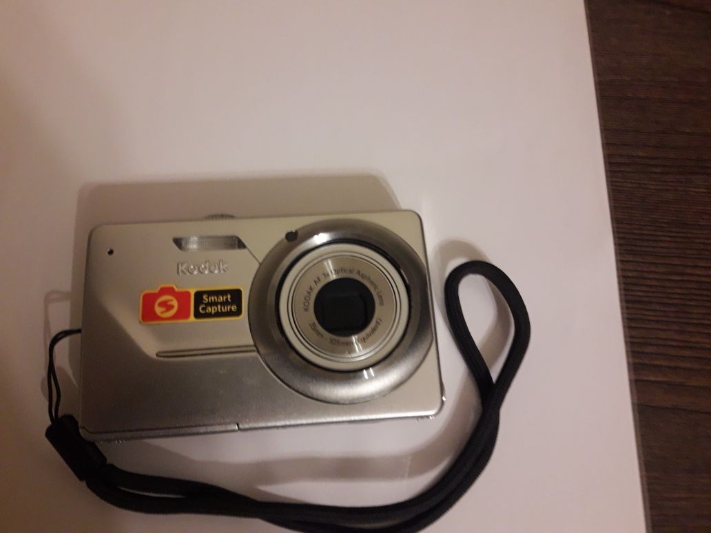 фотоапарат  Kodak EasyShareM341