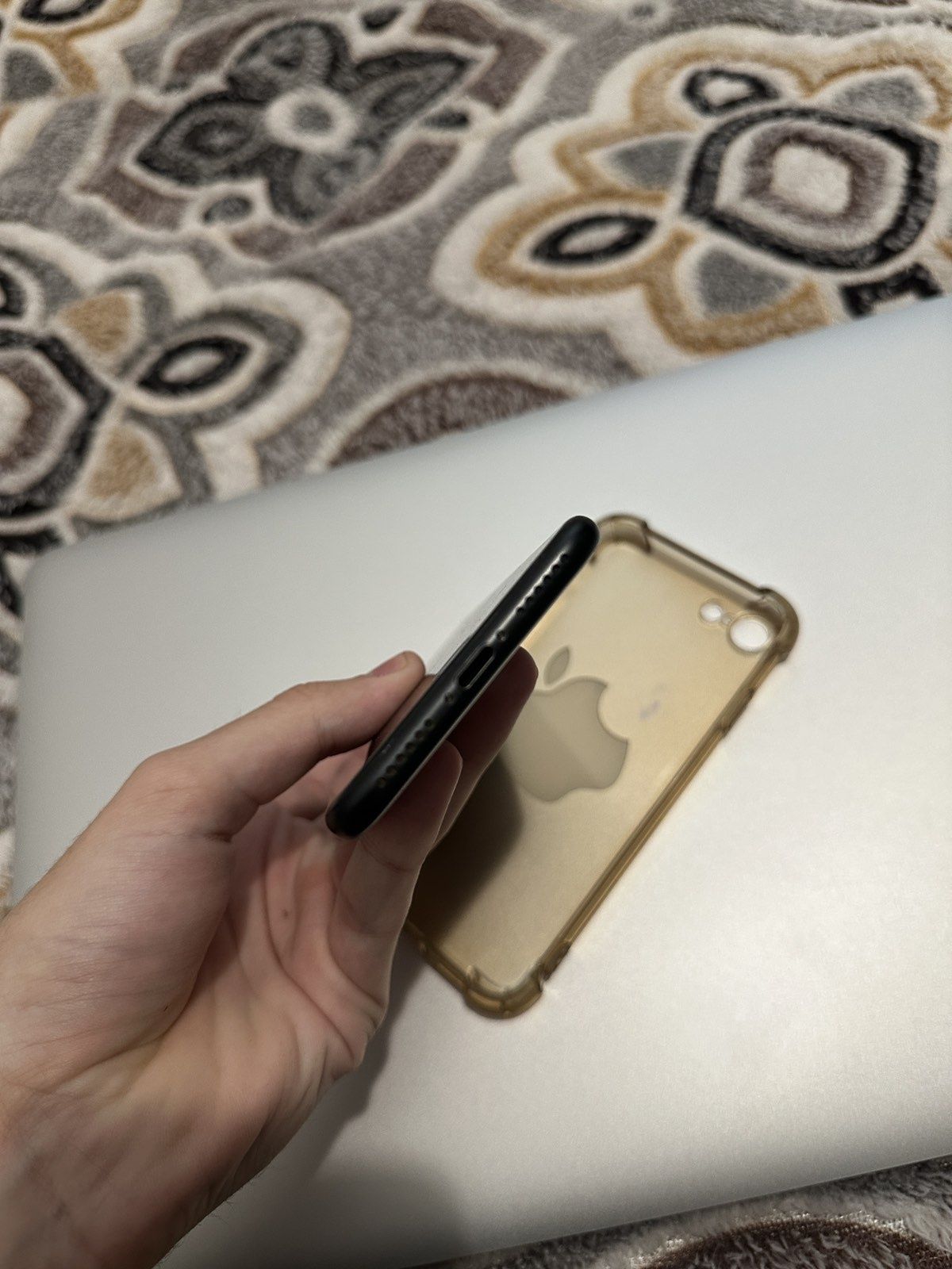 Iphone 7 128гб 100%акб newerlock стан нового все працює