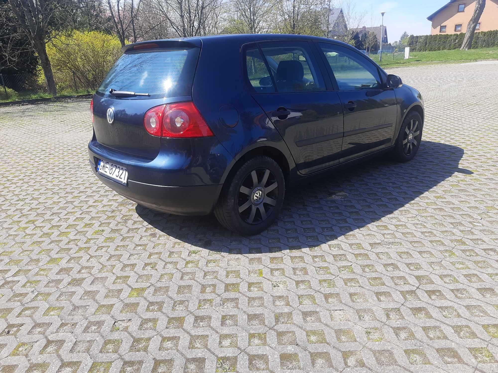 Volkswagen Golf 1.6 mpi 102 km Klimatronik Alu Zarejestrowany