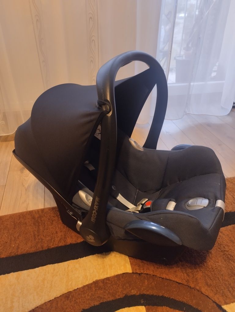 Fotelik maxi Cosi cabriofix + baza ISOFIX