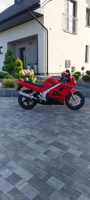 Sprzedam Honde VFR 750